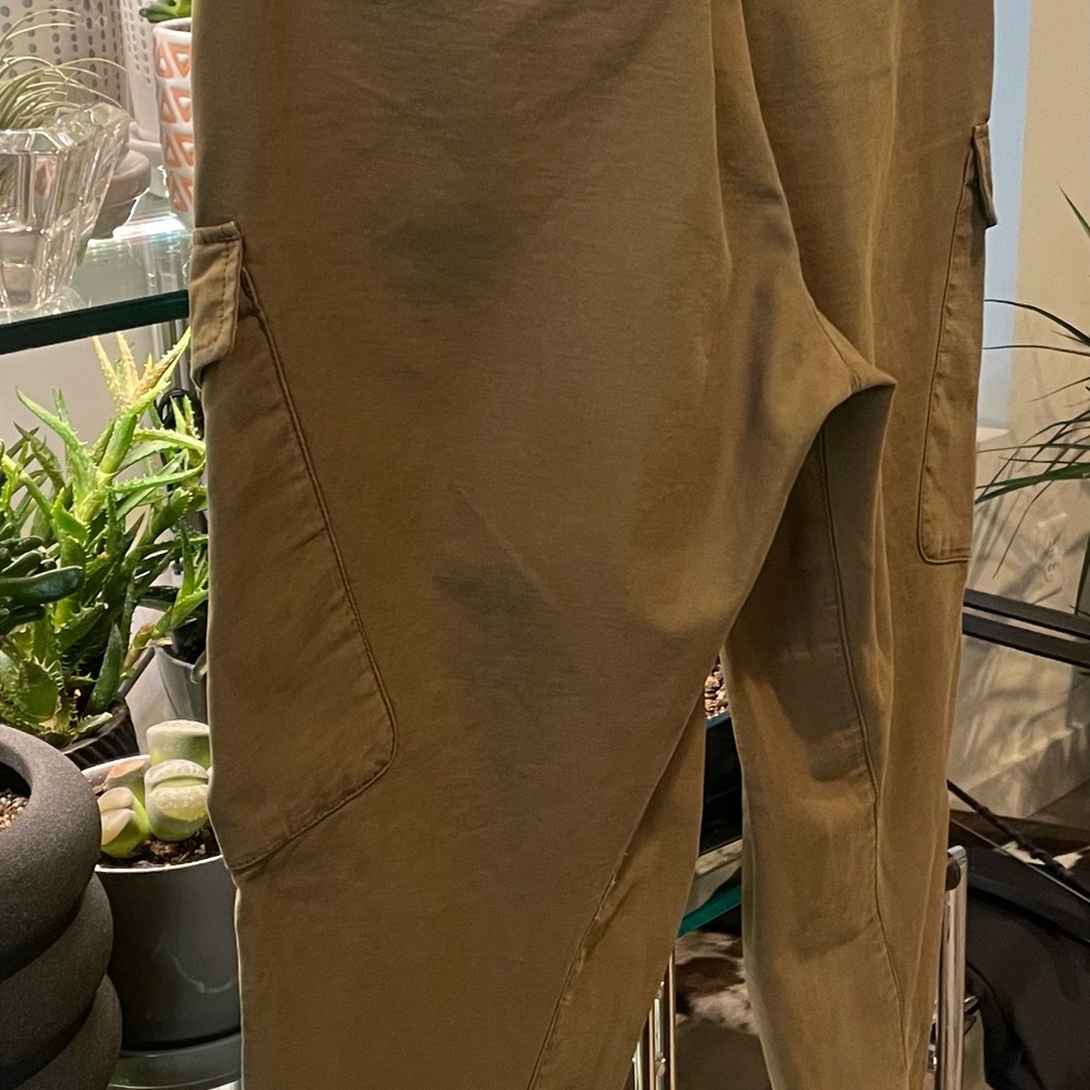 rag & bone Woman’s Khaki Cargo Pants - Picture 7 of 7